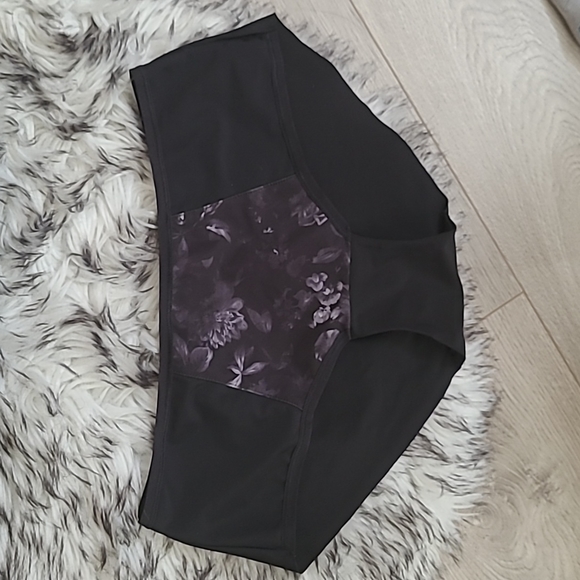 Freya convertible/strapless bra and panty set in shadow floral 32DDD - Picture 3 of 8